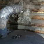 Что делать, если старая заделка вокруг трубы в бане начала разрушаться?