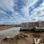 Вода стоит вокруг свайно-ростверкового фундамента: насколько это опасно для дома?