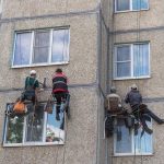 Как проверить качество герметизации межпанельных швов вокруг окон?