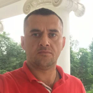 Евгений Антошкив