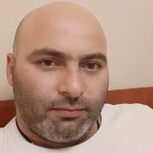 Артавазд Бзнуни