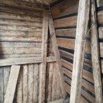 Как утеплить старую деревянную мансарду, если под профлистом рубероид и нет вентиляции?