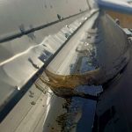Герметик на пластиковом водостоке отошел после зимы, в чем может быть причина?
