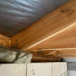 Как правильно утеплить мауэрлат и примыкание потолка к стене?