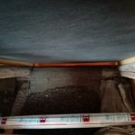 Чем закрыть щели в зоне карниза при холодной крыше
