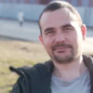 Илёс Б.