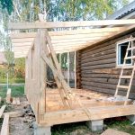 Как правильно сделать примыкание каркасной пристройки к бревенчатому дому?