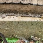 Можно ли нарастить низкую бетонную ленту забора и подсыпать участок