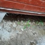 Столбы под верандой подняло весной: как исправить с минимальными потерями