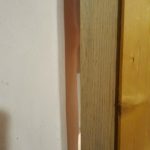 Чем безопасно закрыть щель между печью и деревянной перегородкой