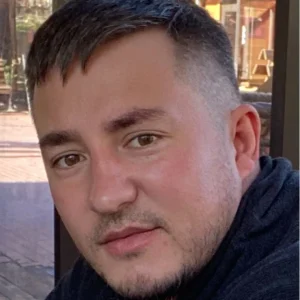 Венер Б.