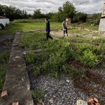 Построить новый фундамент внутри старого фундамента
